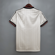 Alternatif Manchester United 1983