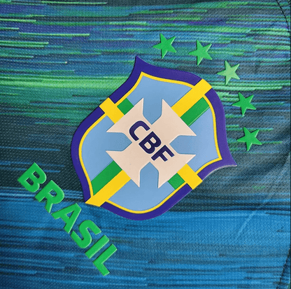 Entraînement sur gazon vert au Brésil 2022/23