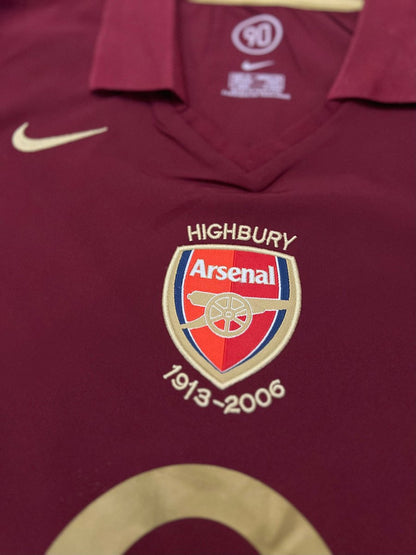 Maillot domicile d'Arsenal 2005/06