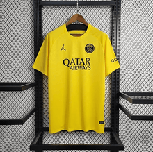 Maillot d'entraînement jaune PSG 2023/24