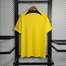 Maillot d'entraînement jaune PSG 2023/24